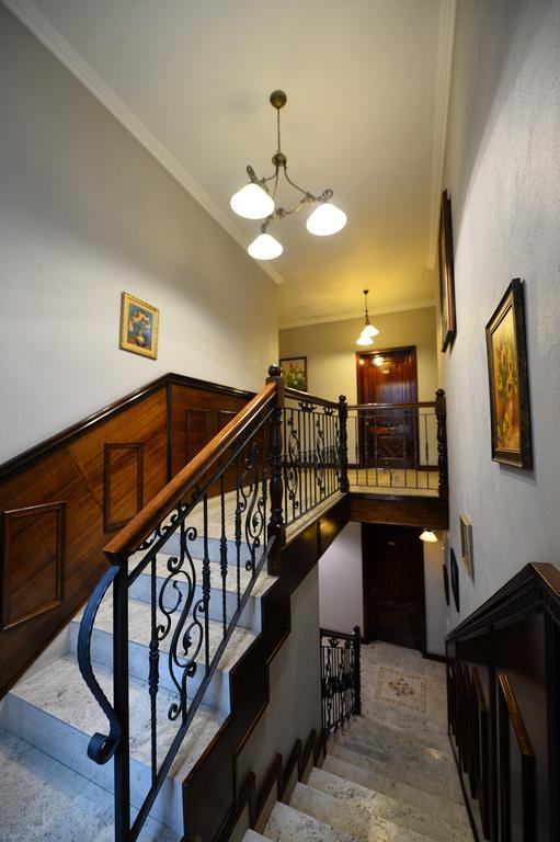 Pensiunea Antique Târgu Jiu Εξωτερικό φωτογραφία